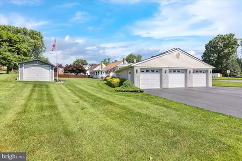 57 Wesleyan Dr, Reading, PA 19607 photo 36