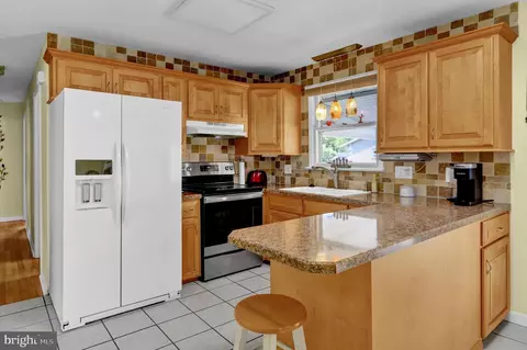 57 Wesleyan Dr, Reading, PA 19607 photo 12