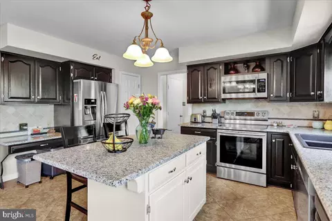 124 Park Place Dr, Reading, PA 19608 photo 9