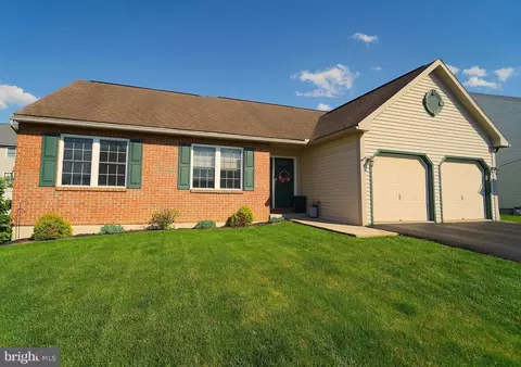 1017 Leanne St, Reading, PA 19605
