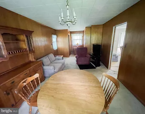 322 S Miller St, Reading, PA 19607 photo 13