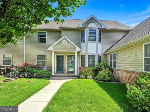 123 Heather Ln, Reading, PA 19610