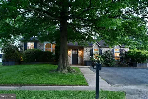 4718 Saint George St, Reading, PA 19606