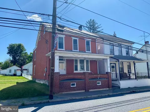 2106 Main St, Mohrsville, PA 19541