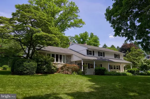 1504 Rose Virginia Rd, Wyomissing, PA 19610