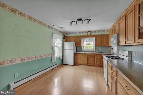 Kitchen - 116 Newkirk Ave, Reading, PA 19607 photo 2 of 2