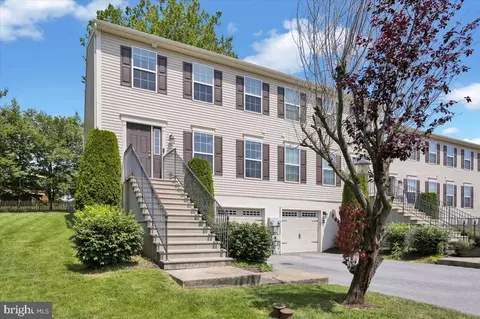 71 Maci Way, Reading, PA 19606