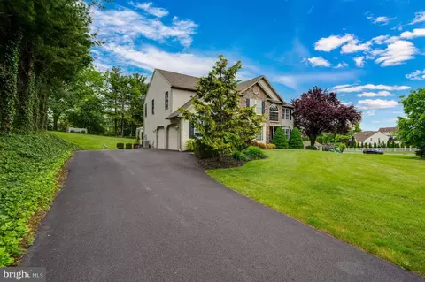 735 Rivervale Rd, Reading, PA 19605 photo 4