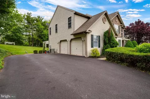 735 Rivervale Rd, Reading, PA 19605 photo 5