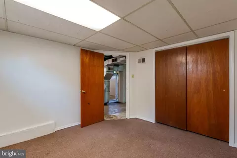 Bedroom - 941 High Blvd, Reading, PA 19607 photo 4 of 5