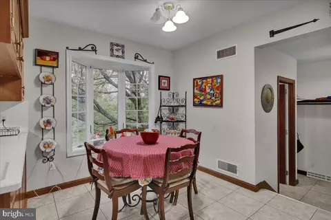 Dining - 31 Devon Dr, Reading, PA 19606 photo 3 of 3