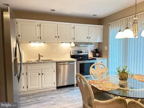 Kitchen - 150 Merion Ln, Reading, PA 19607 photo 1 of 3