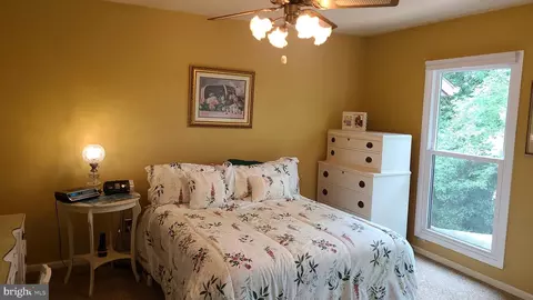Bedroom - 150 Merion Ln, Reading, PA 19607 photo 2 of 4