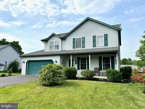 216 Winding Way, Womelsdorf, PA 19567