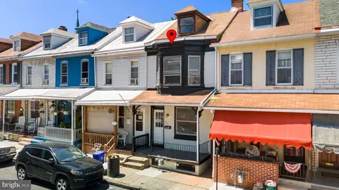 916 Locust St, Reading, PA 19604