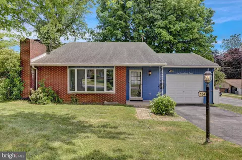 Exterior - 104 Oberlin Ave, Reading, PA 19608 photo 3 of 6