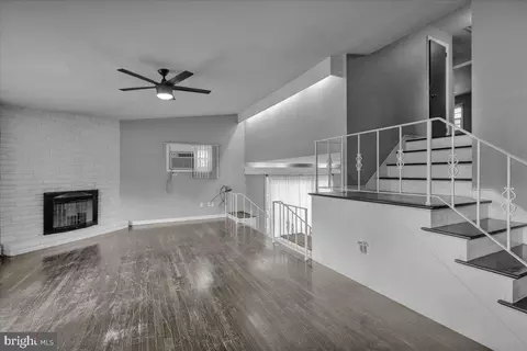 Living - 104 Oberlin Ave, Reading, PA 19608 photo 1 of 8