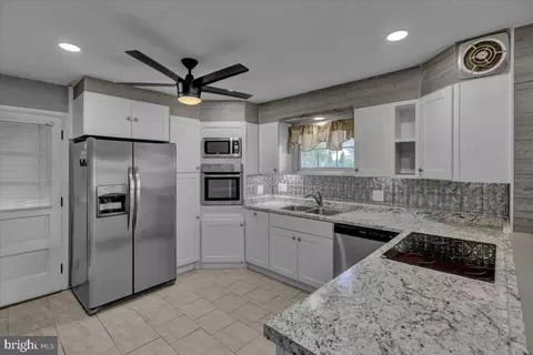 Kitchen - 104 Oberlin Ave, Reading, PA 19608 photo 1 of 3
