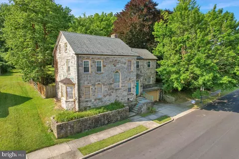 1010 Old Wyomissing Rd, Reading, PA 19611