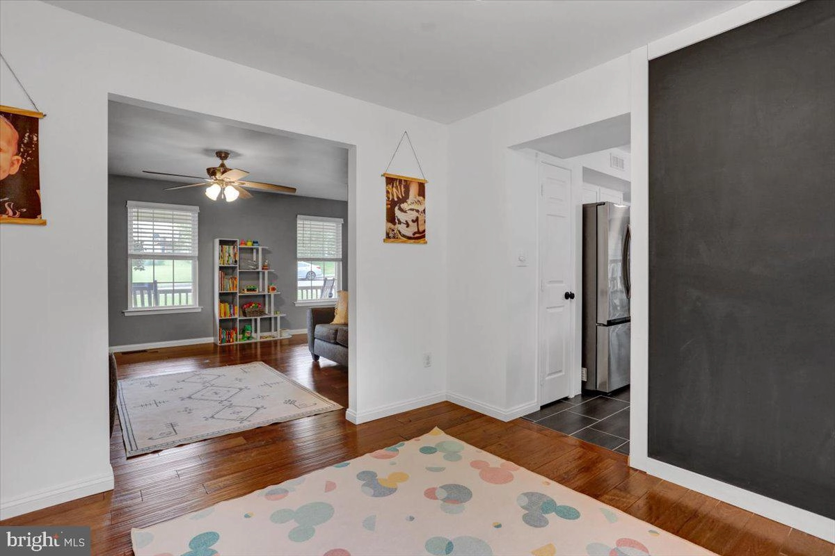 5 Nancy Cir, Reading, PA 19606 photo 9