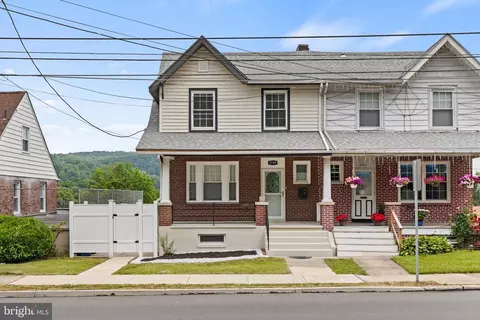 2709 Perkiomen Ave, Reading, PA 19606