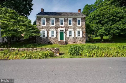 643 Main St, Oley, PA 19547