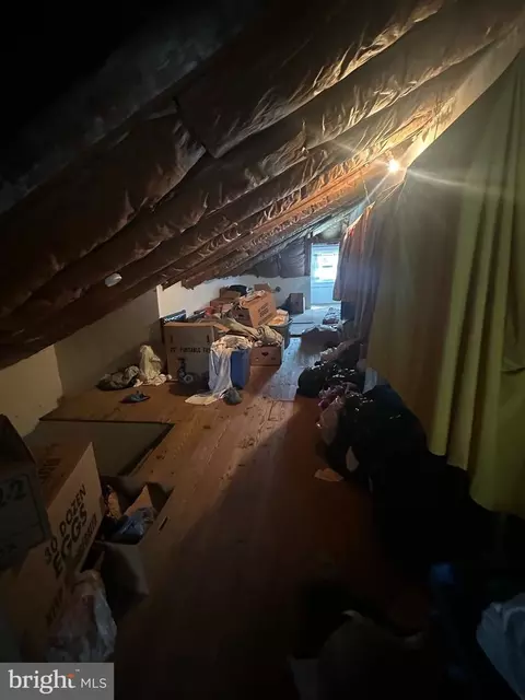 Entry Way - 413 N Brobst St, Reading, PA 19607 photo 2 of 2