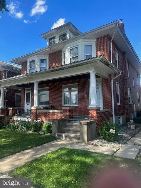 413 N Brobst St, Reading, PA 19607