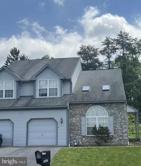 1422 Hillpoint Cir, Reading, PA 19608