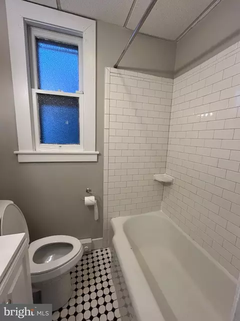 402 N 5th St, Reading, PA 19601 photo 11