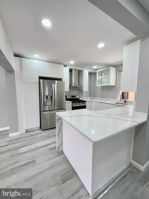 Kitchen - 20 Arlington St, Reading, PA 19611 photo 4 of 6