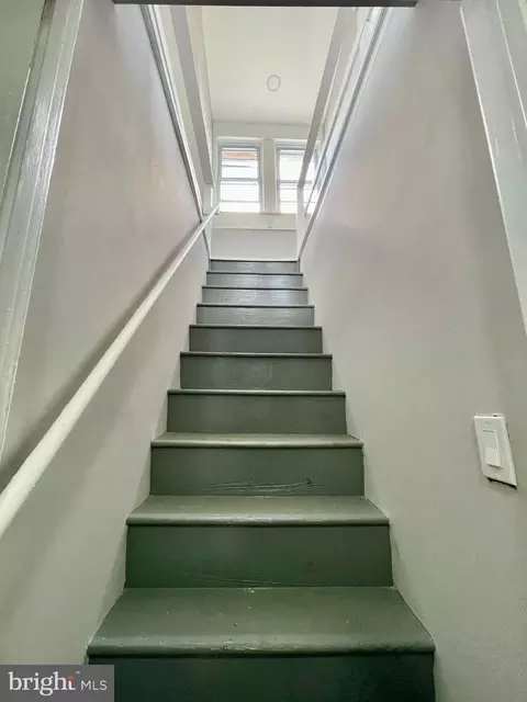 Entry Way - 20 Arlington St, Reading, PA 19611 photo 6 of 6