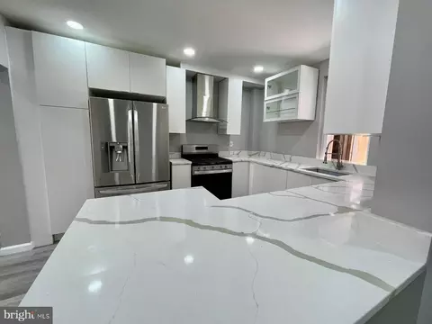 Kitchen - 20 Arlington St, Reading, PA 19611 photo 5 of 6