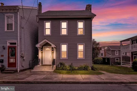 252 W Walnut St, Kutztown, PA 19530