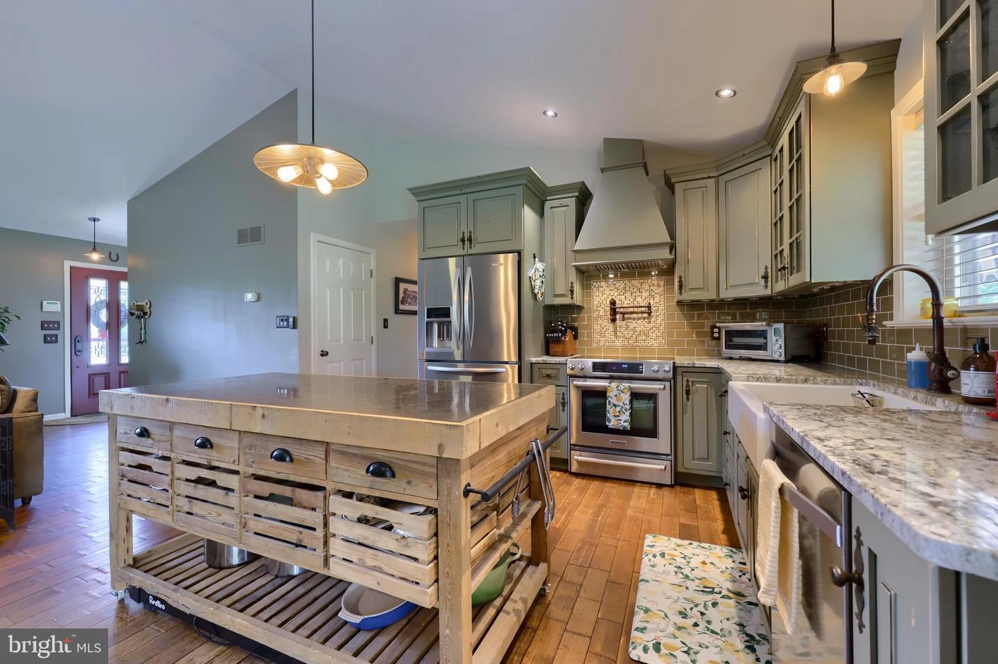 Kitchen - 526 Freemansville Rd, Reading, PA 19607 photo 3 of 4