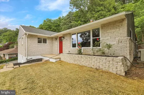 406 Hill Ave, Reading, PA 19606