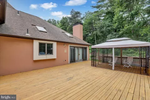 Exterior - 16 Grouse Point Cir, Reading, PA 19607 photo 12 of 13