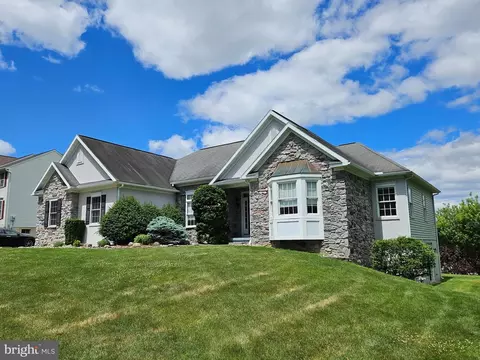 133 Valley Dr, Birdsboro, PA 19508