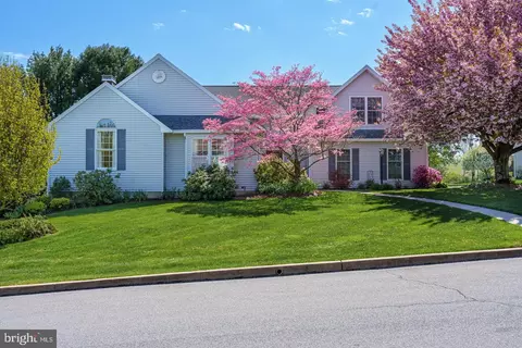 20 Northridge Dr W, Mohnton, PA 19540