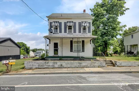 527 Main St, Blandon, PA 19510