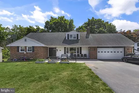 3310 Eisenbrown Rd, Reading, PA 19605 photo 1