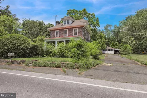 414 Old Philadelphia Pike, Douglassville, PA 19518