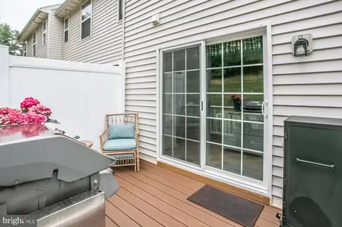 Exterior - 15 Chaser Ct, Reading, PA 19607 photo 3 of 7