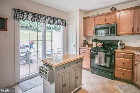 Kitchen - 15 Chaser Ct, Reading, PA 19607 photo 4 of 4