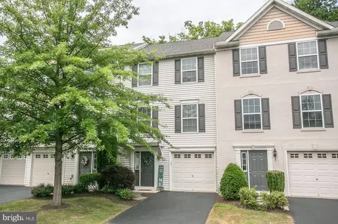 Exterior - 15 Chaser Ct, Reading, PA 19607 photo 2 of 7