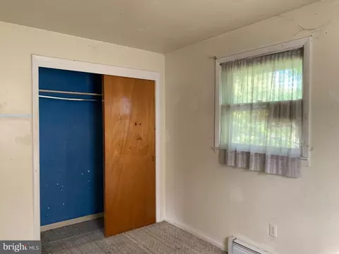 Bedroom - 1306 Wingate Ave, Reading, PA 19607 photo 3 of 5