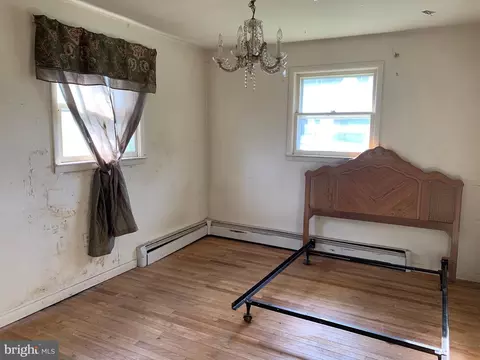 Bedroom - 1306 Wingate Ave, Reading, PA 19607 photo 1 of 5