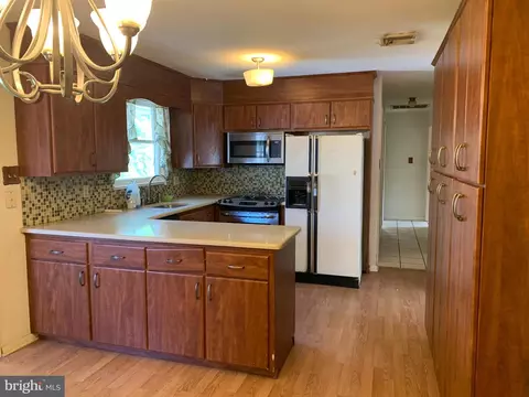 Kitchen - 1306 Wingate Ave, Reading, PA 19607 photo 2 of 2