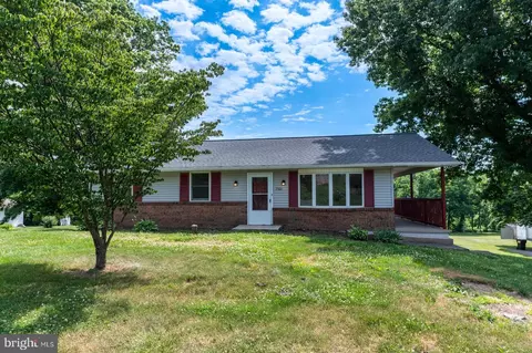 1506 S Main St, Bechtelsville, PA 19505
