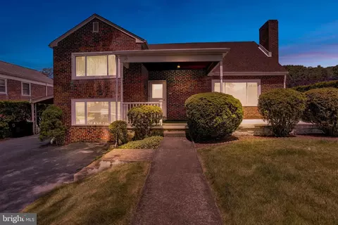 902 Brighton Ave, Reading, PA 19606